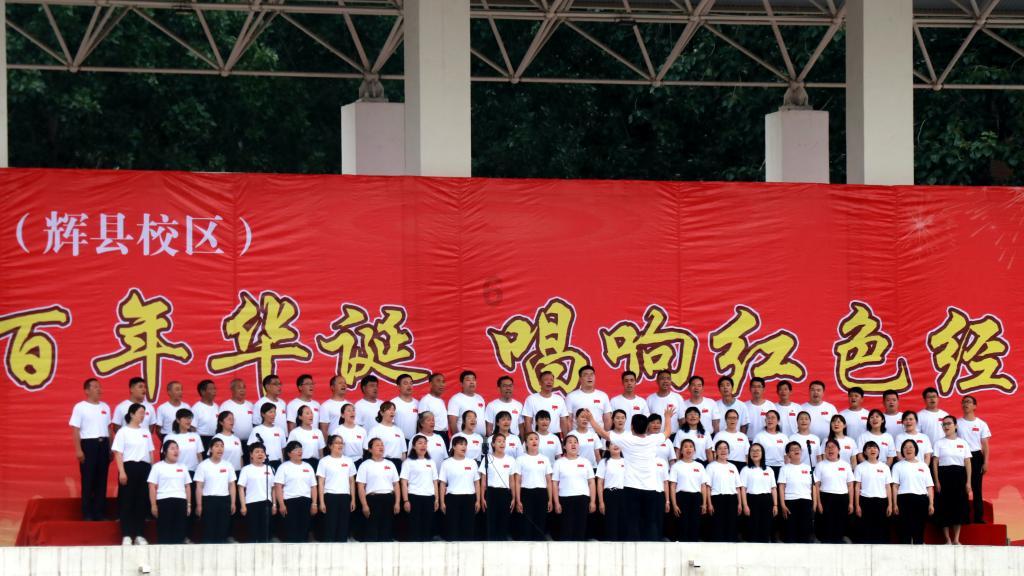 都市剧能有多癫?剧中出现“老”第三者,不料却是全剧最清醒的人