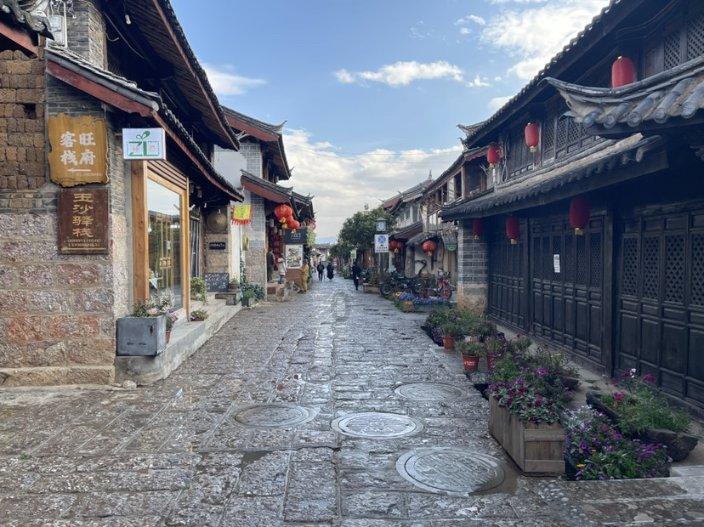 逃离违建房屋6
